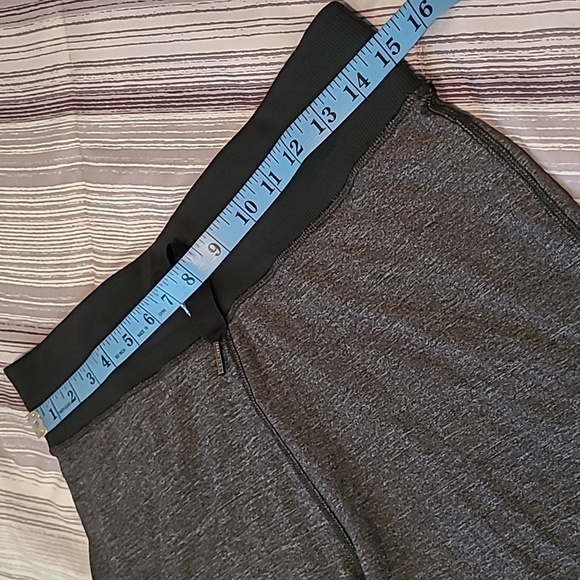 Lululemon Heathered Gray Black Band Lightweight Full Length Pants Wmns 6 Yoga - Picture 10 of 13